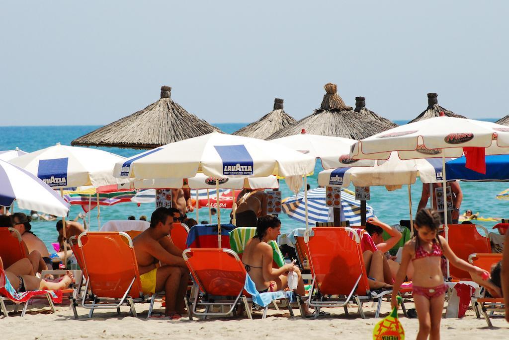 Olympiakí Aktí Pantheon Beach Hotel מראה חיצוני תמונה